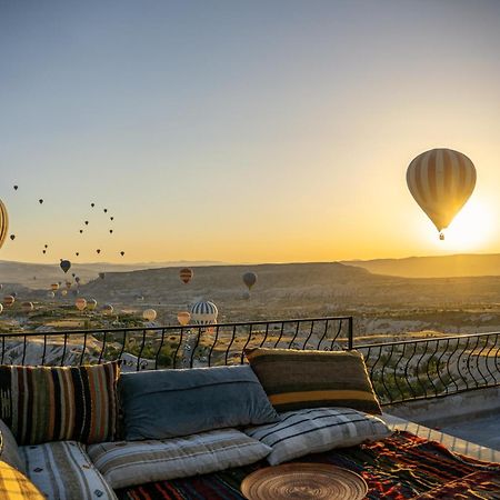 Ages In Cappadocia Hotel Ючхисар Екстериор снимка