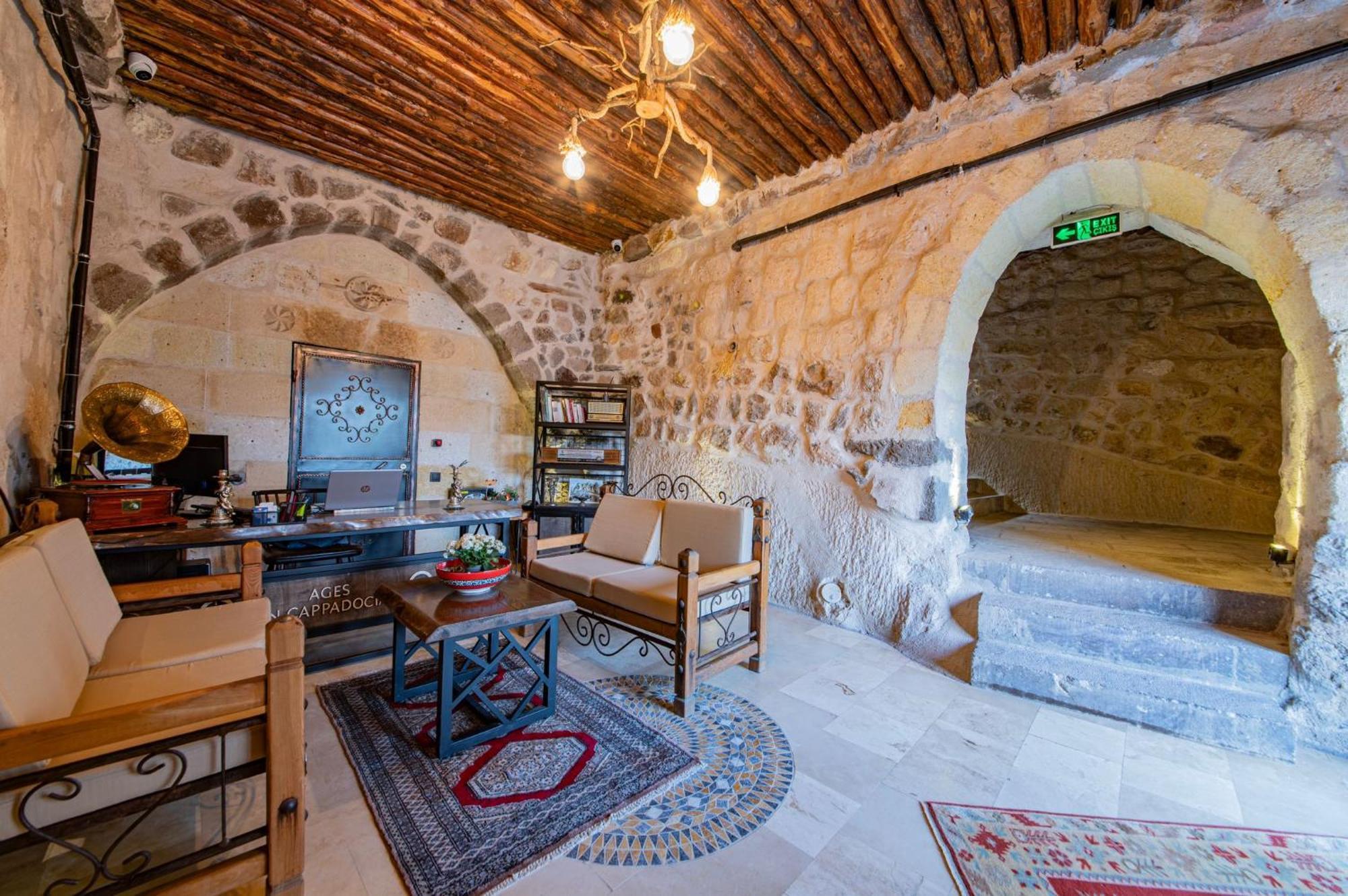 Ages In Cappadocia Hotel Ючхисар Екстериор снимка