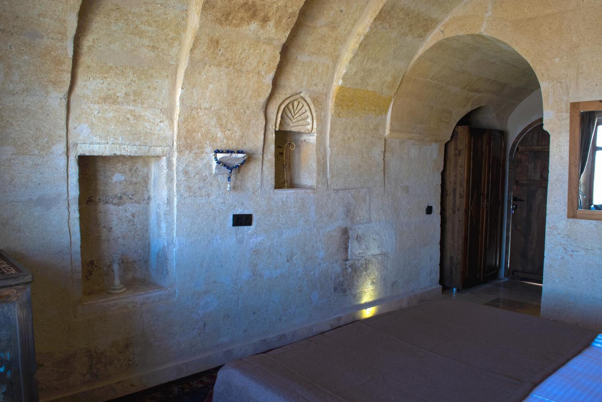 Ages In Cappadocia Hotel Ючхисар Екстериор снимка
