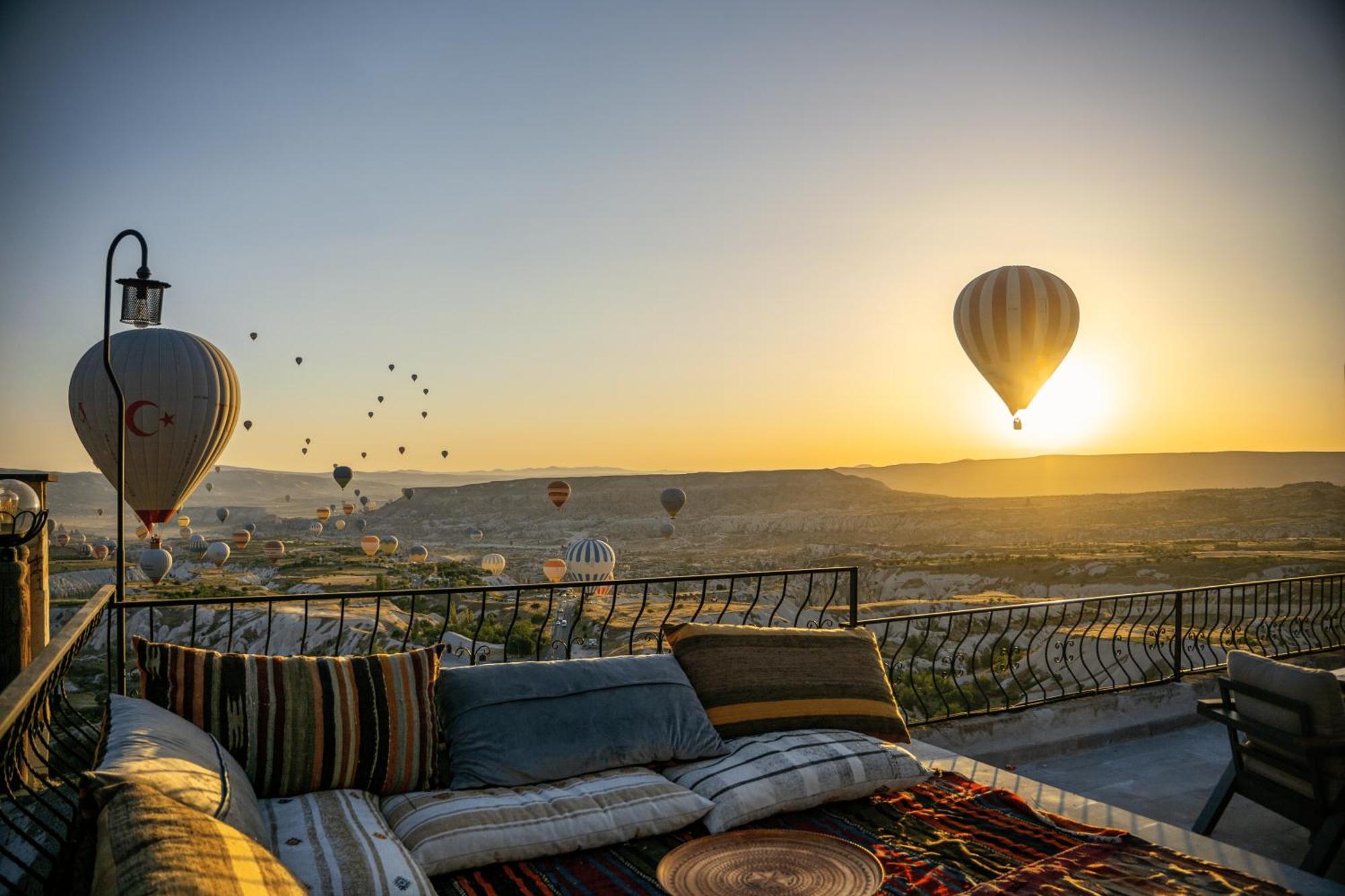 Ages In Cappadocia Hotel Ючхисар Екстериор снимка