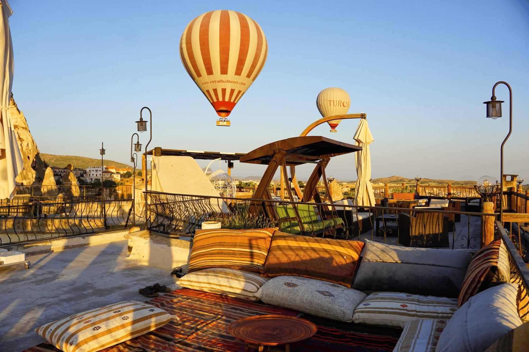 Ages In Cappadocia Hotel Ючхисар Екстериор снимка