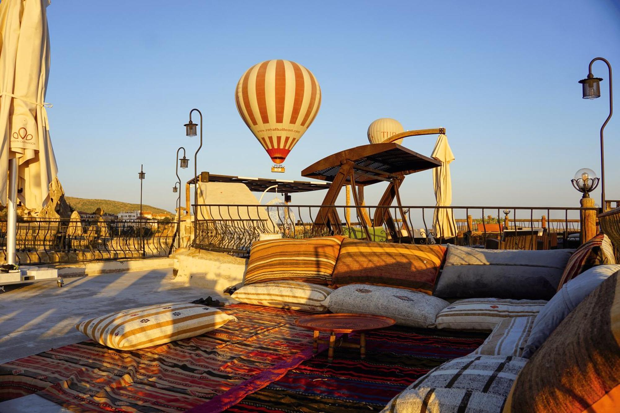 Ages In Cappadocia Hotel Ючхисар Екстериор снимка