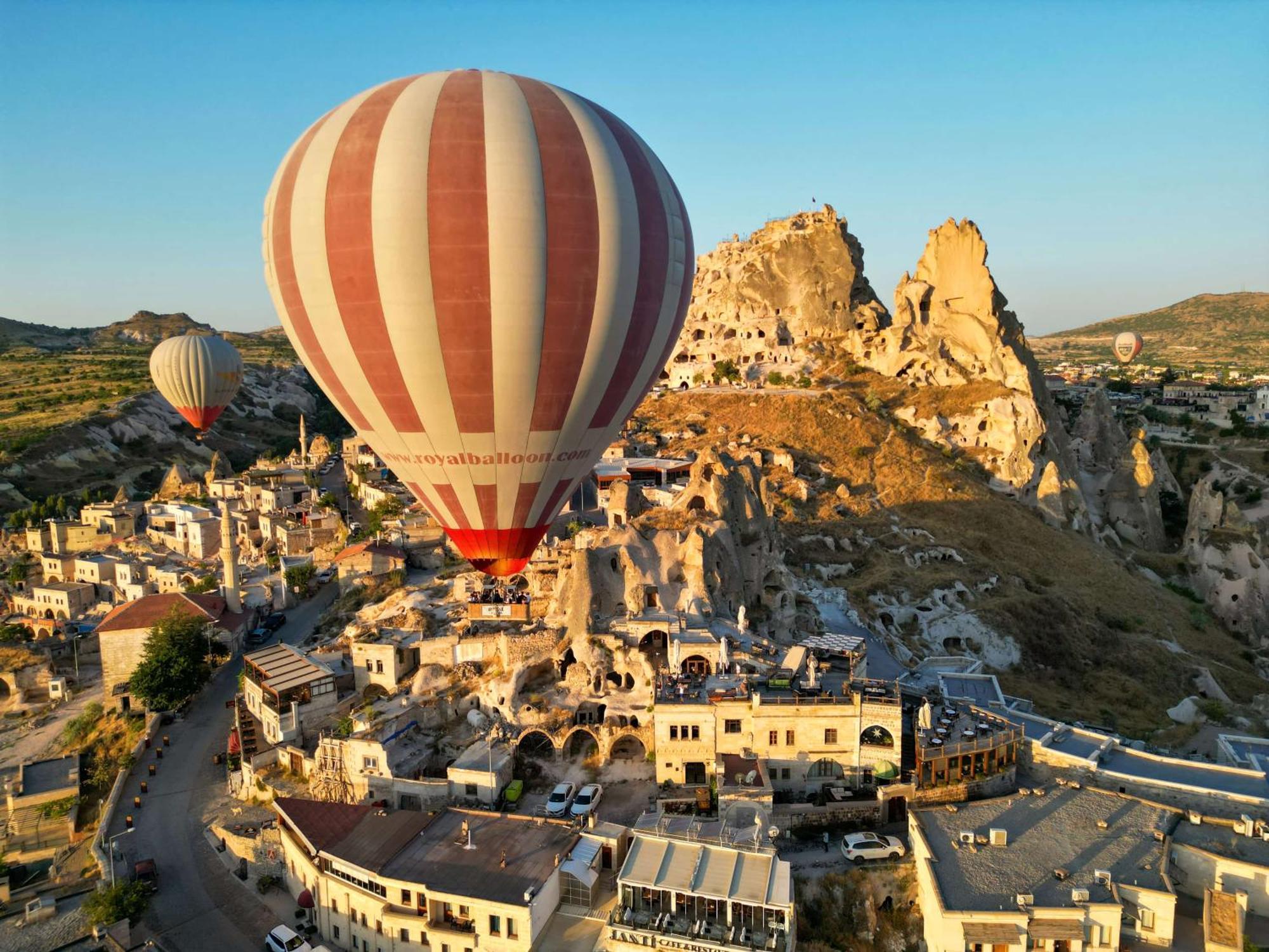 Ages In Cappadocia Hotel Ючхисар Екстериор снимка