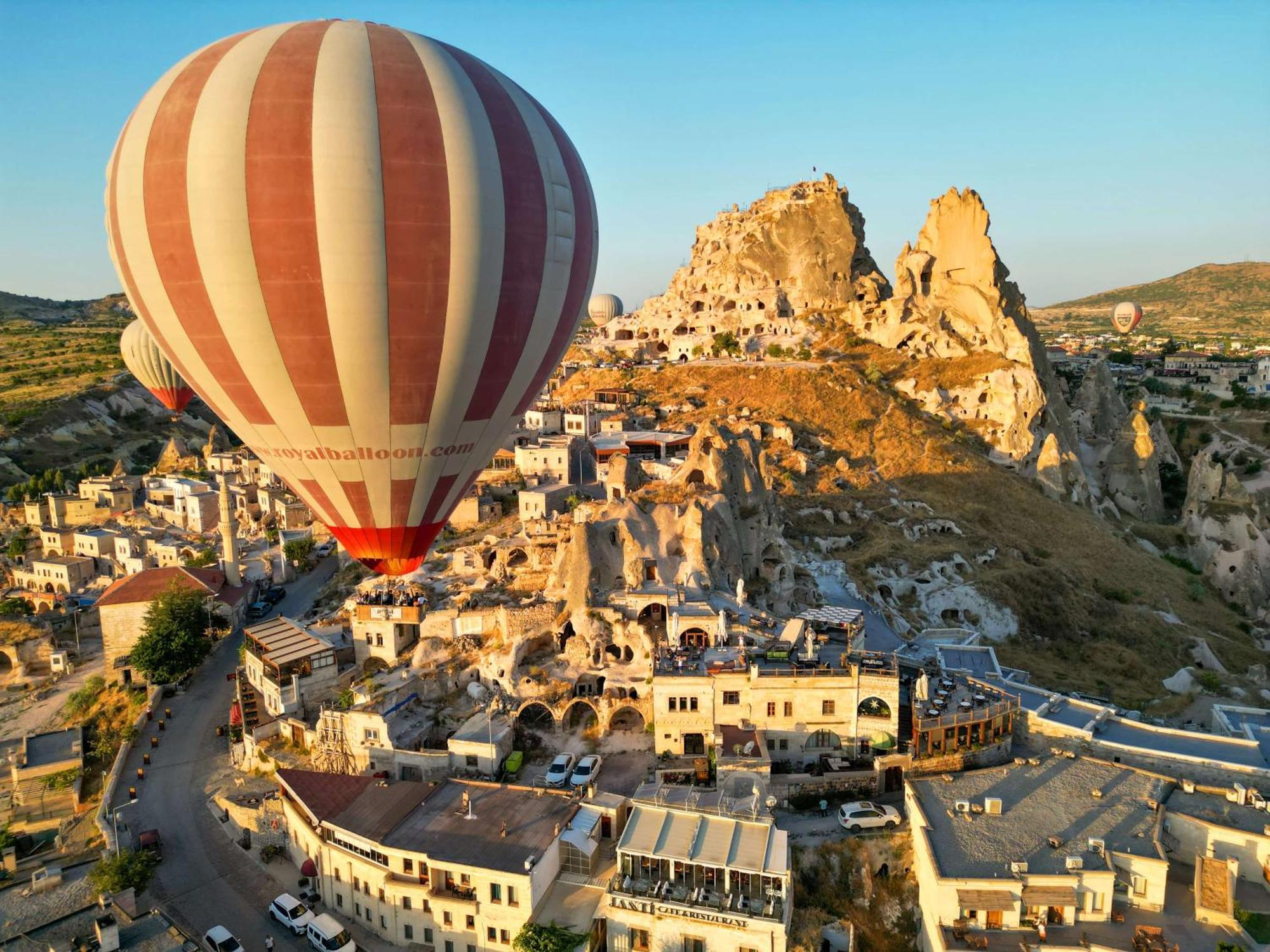 Ages In Cappadocia Hotel Ючхисар Екстериор снимка