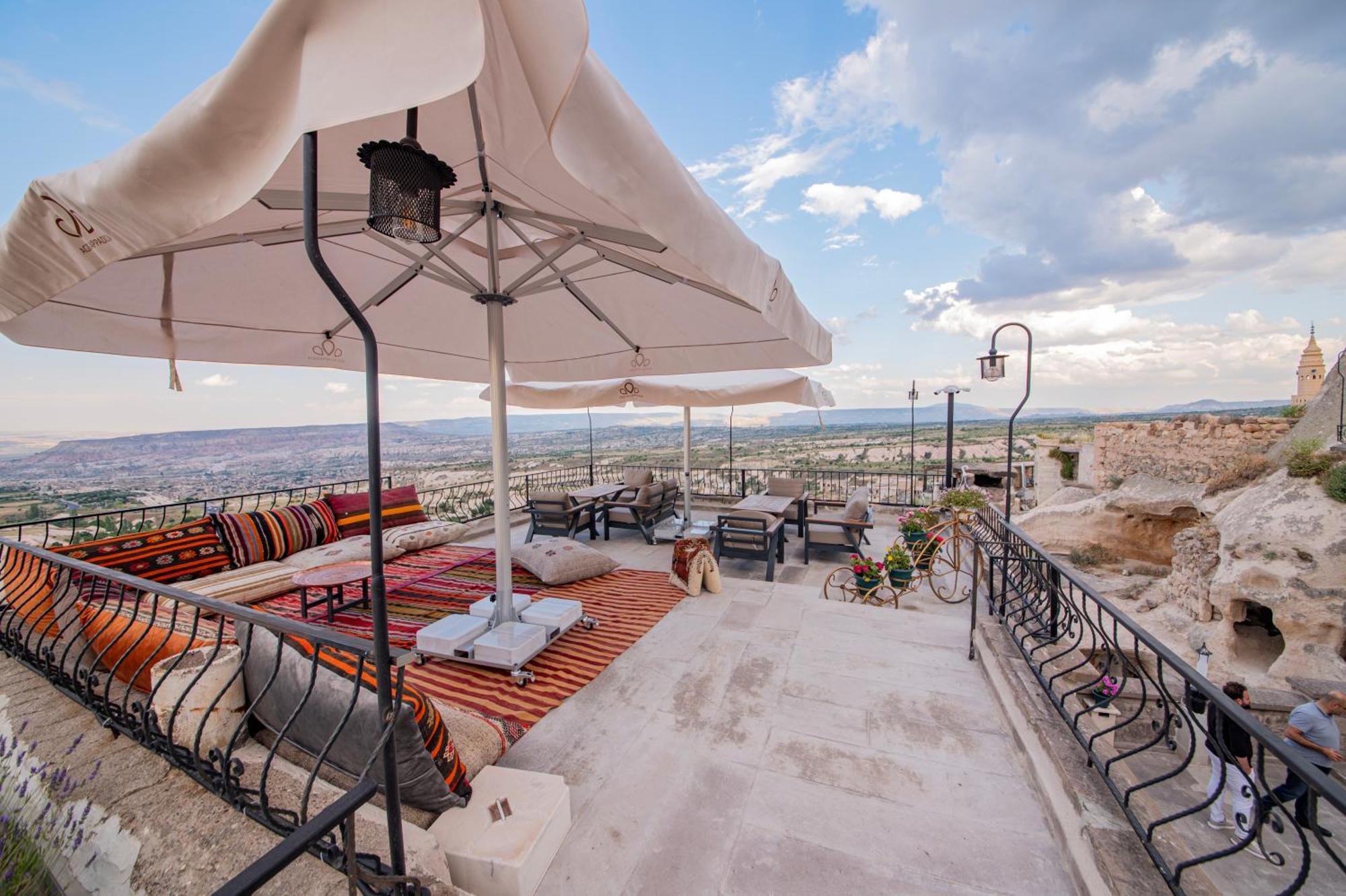 Ages In Cappadocia Hotel Ючхисар Екстериор снимка