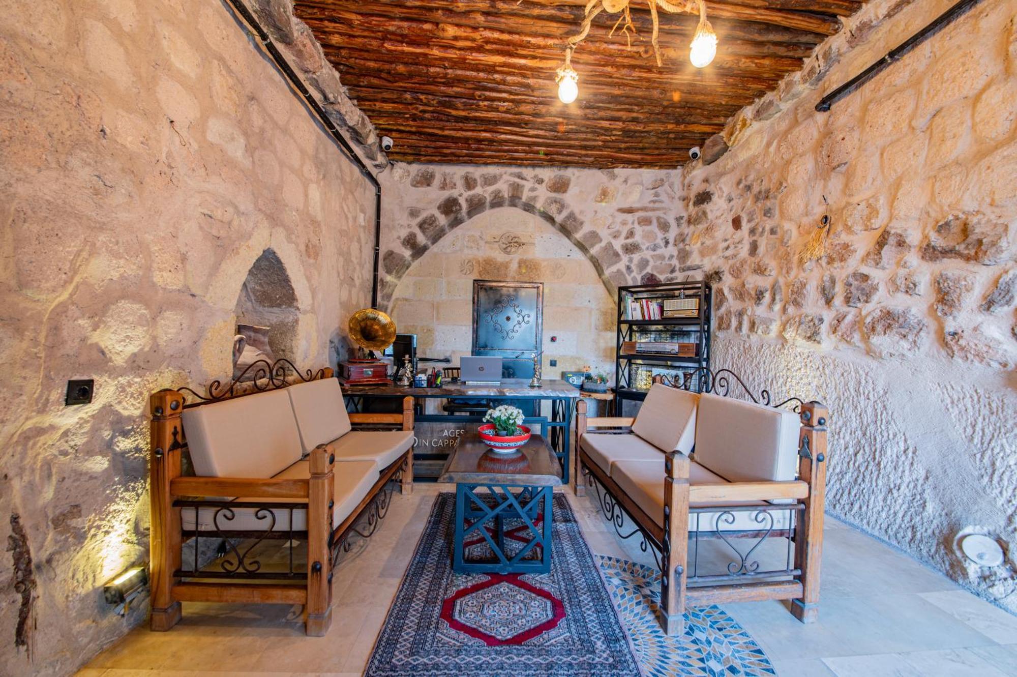 Ages In Cappadocia Hotel Ючхисар Екстериор снимка