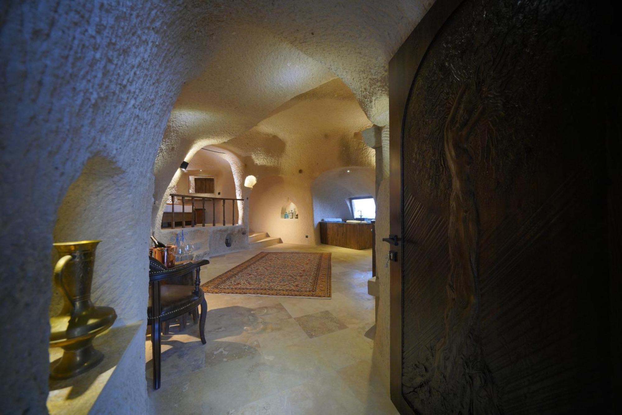 Ages In Cappadocia Hotel Ючхисар Екстериор снимка