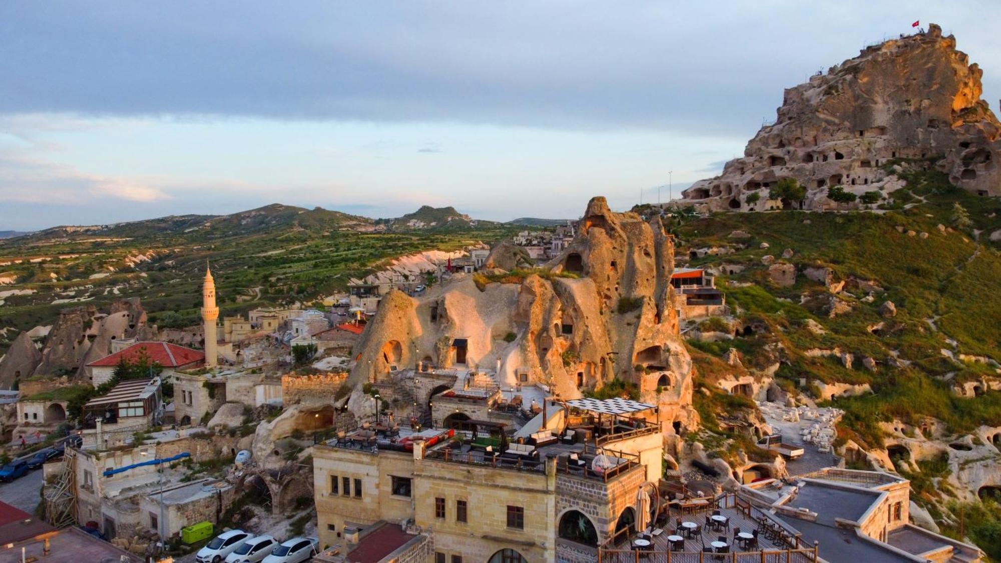 Ages In Cappadocia Hotel Ючхисар Екстериор снимка