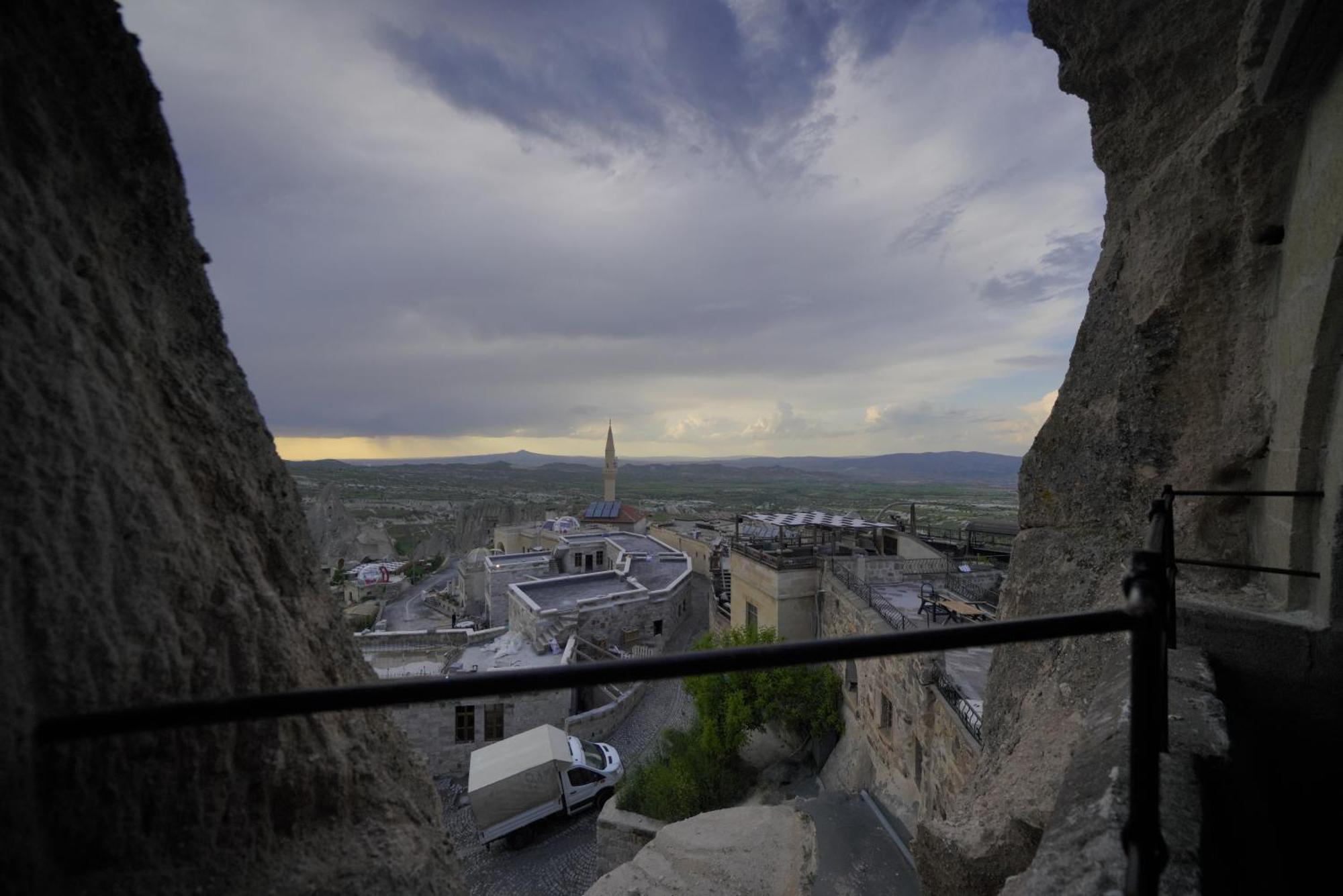 Ages In Cappadocia Hotel Ючхисар Екстериор снимка