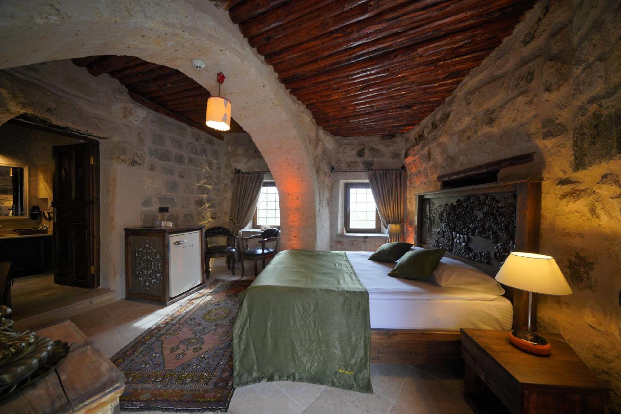 Ages In Cappadocia Hotel Ючхисар Екстериор снимка