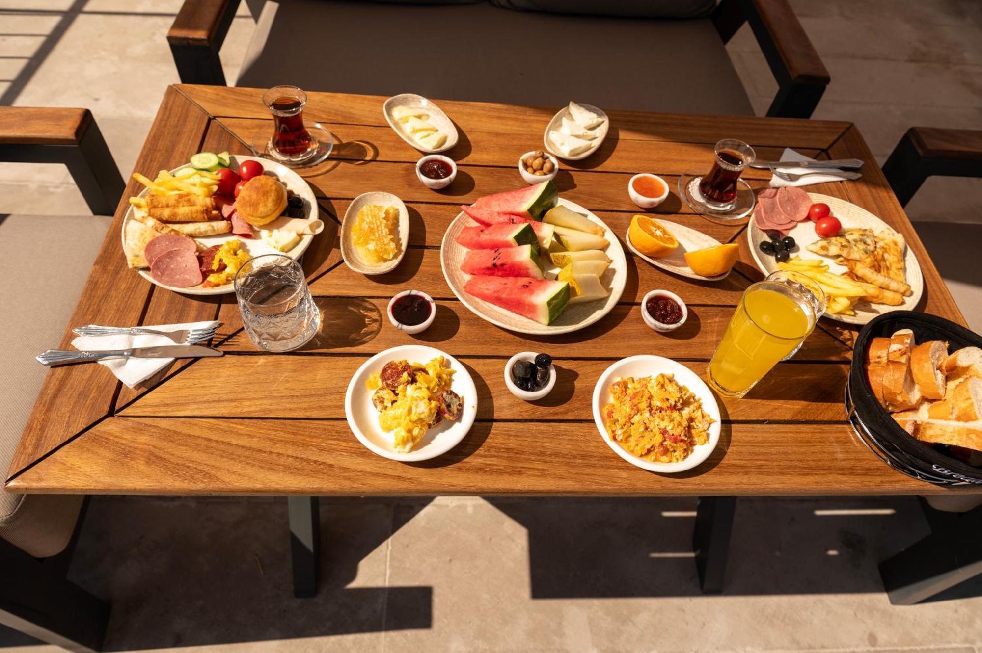 Ages In Cappadocia Hotel Ючхисар Екстериор снимка